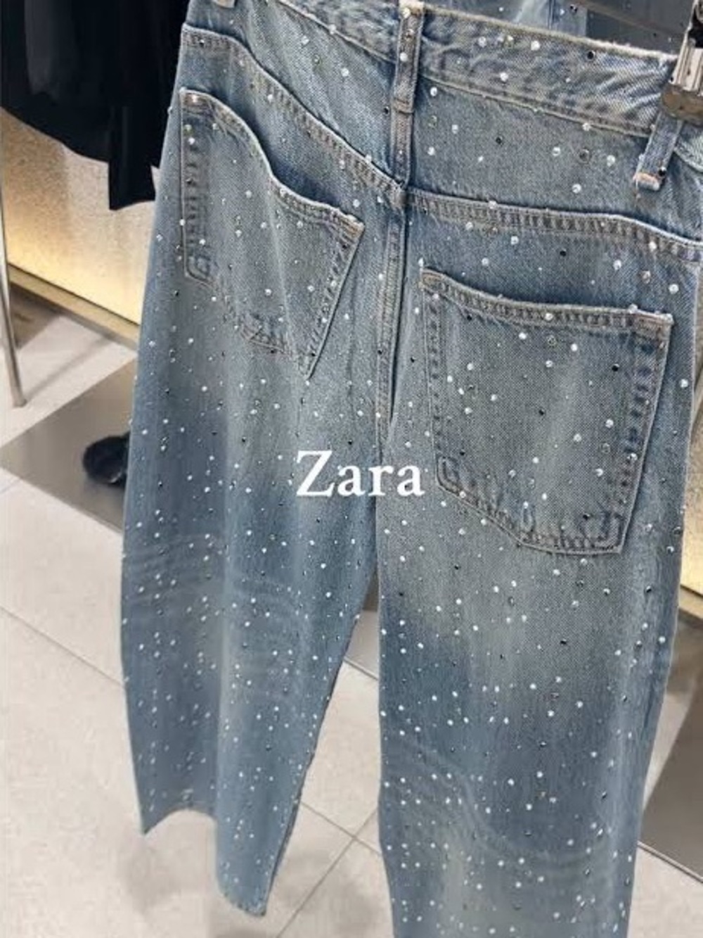Zara Light Wide-Leg Jeans with Pearl-Like Studs, jewels rhinestones 8727/215/401